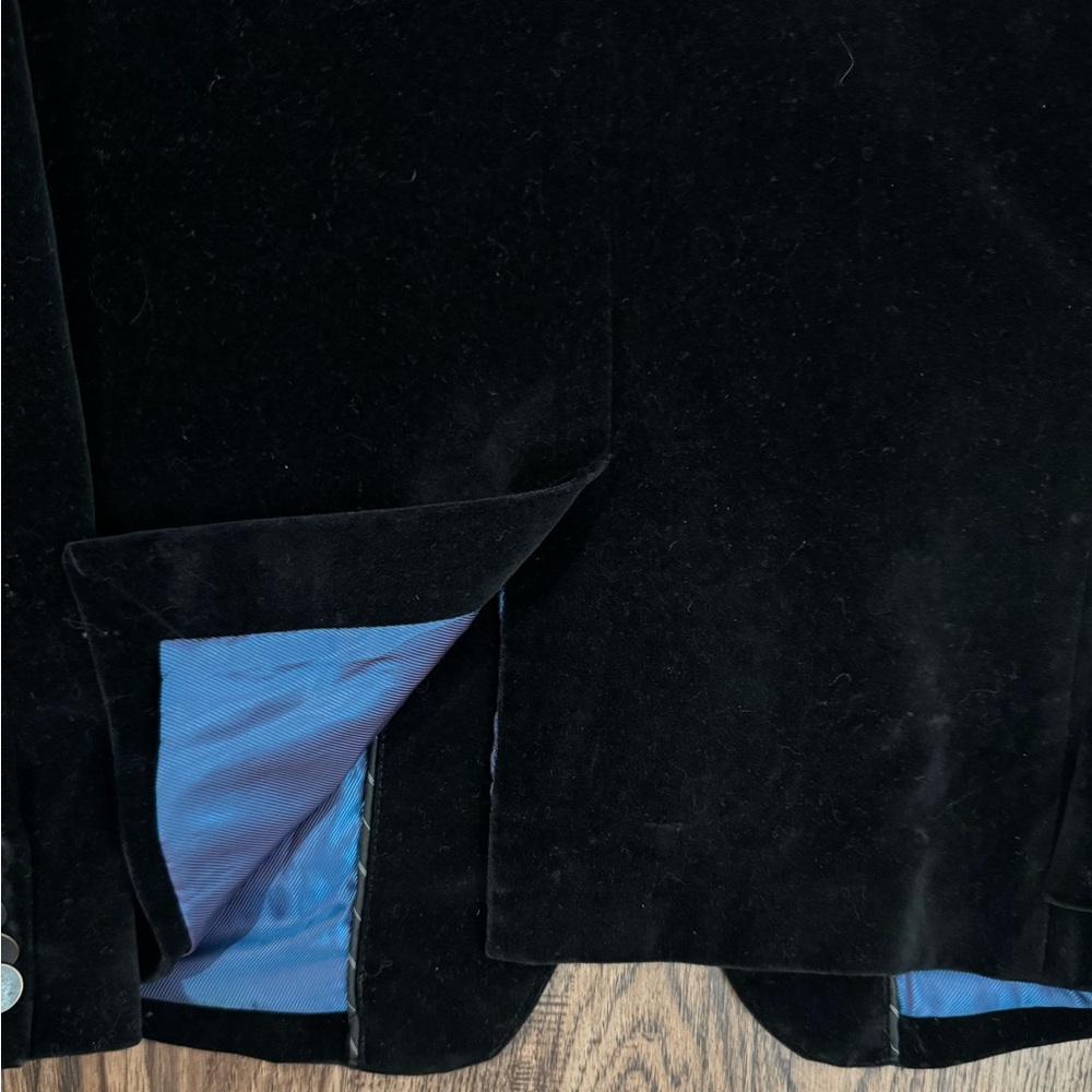 Men's Diesel Velvet Tuxedo Jacket Sportcoat
Black velvet Size Medium - Picture 8 of 14